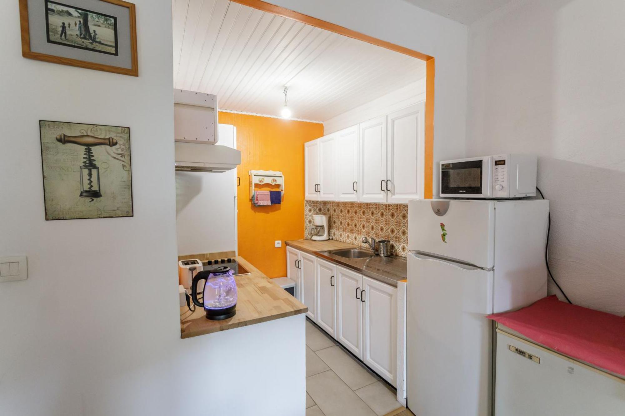 Gite Rue Tranquille Padern Esterno foto