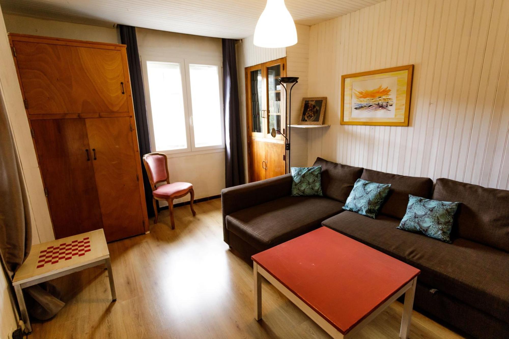 Gite Rue Tranquille Padern Esterno foto